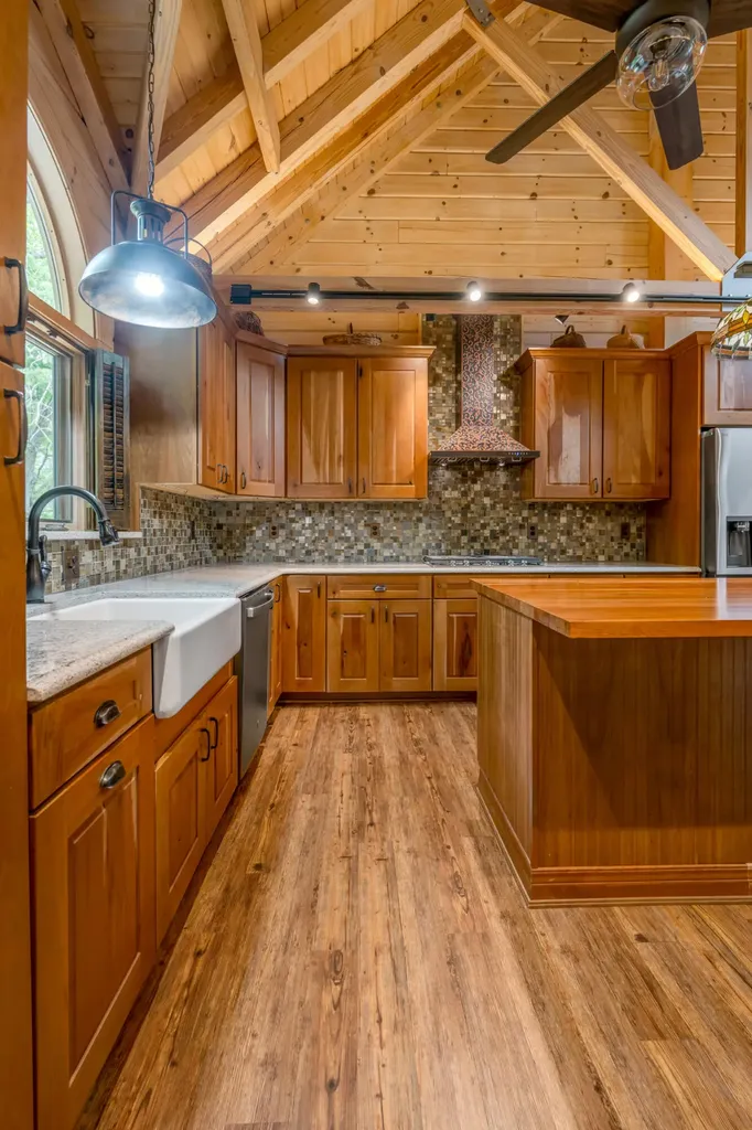 4156 Kentucky River Parkway Lexington KY 40515