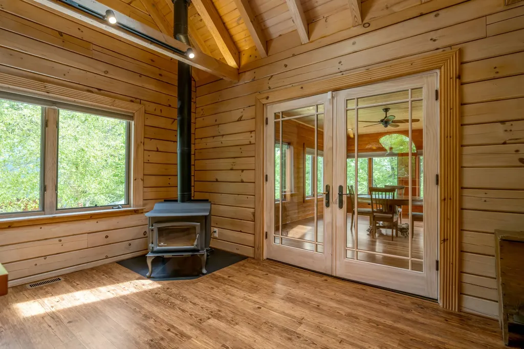 4156 Kentucky River Parkway Lexington KY 40515