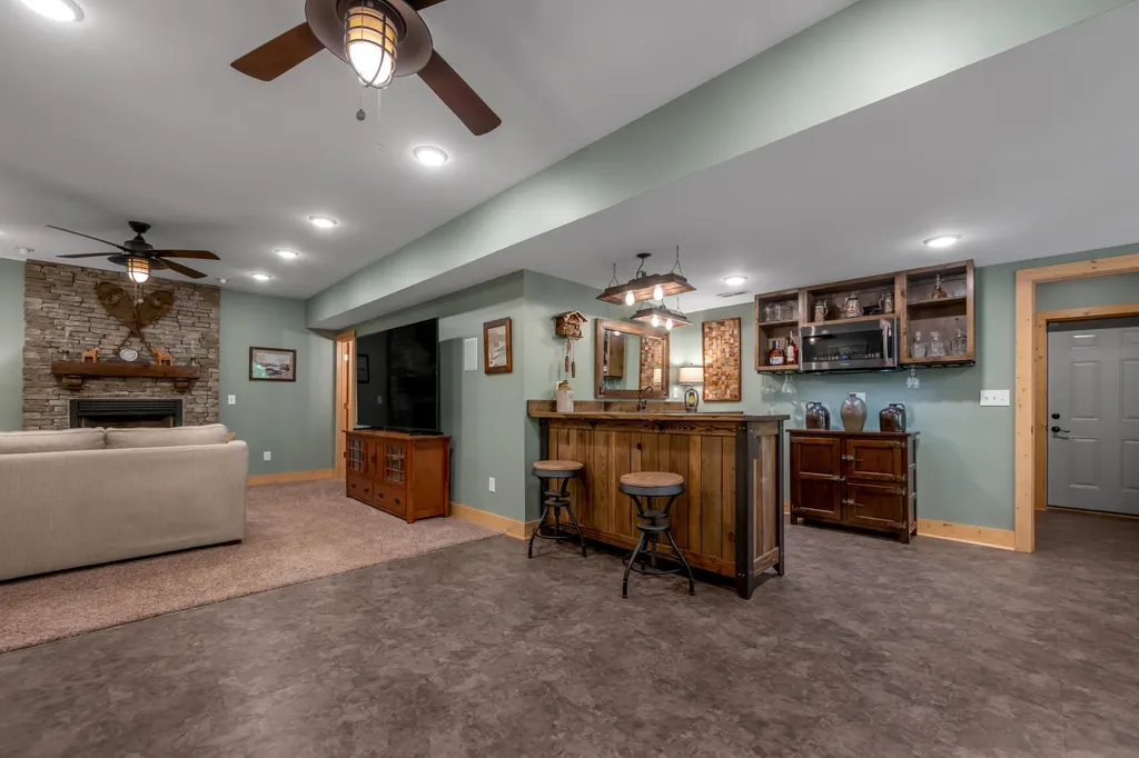 4156 Kentucky River Parkway Lexington KY 40515