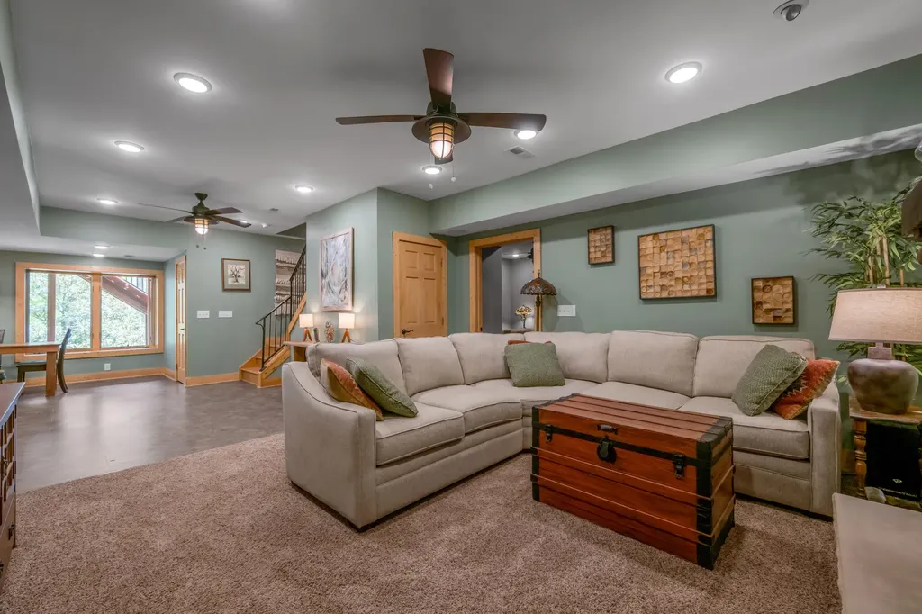 4156 Kentucky River Parkway Lexington KY 40515