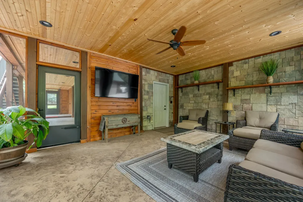 4156 Kentucky River Parkway Lexington KY 40515