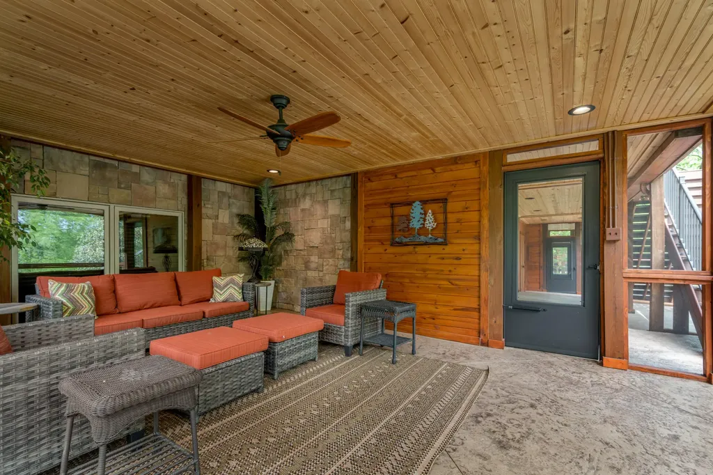 4156 Kentucky River Parkway Lexington KY 40515