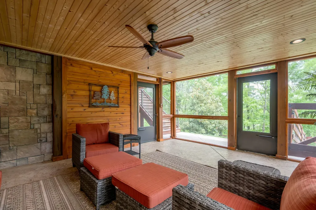 4156 Kentucky River Parkway Lexington KY 40515