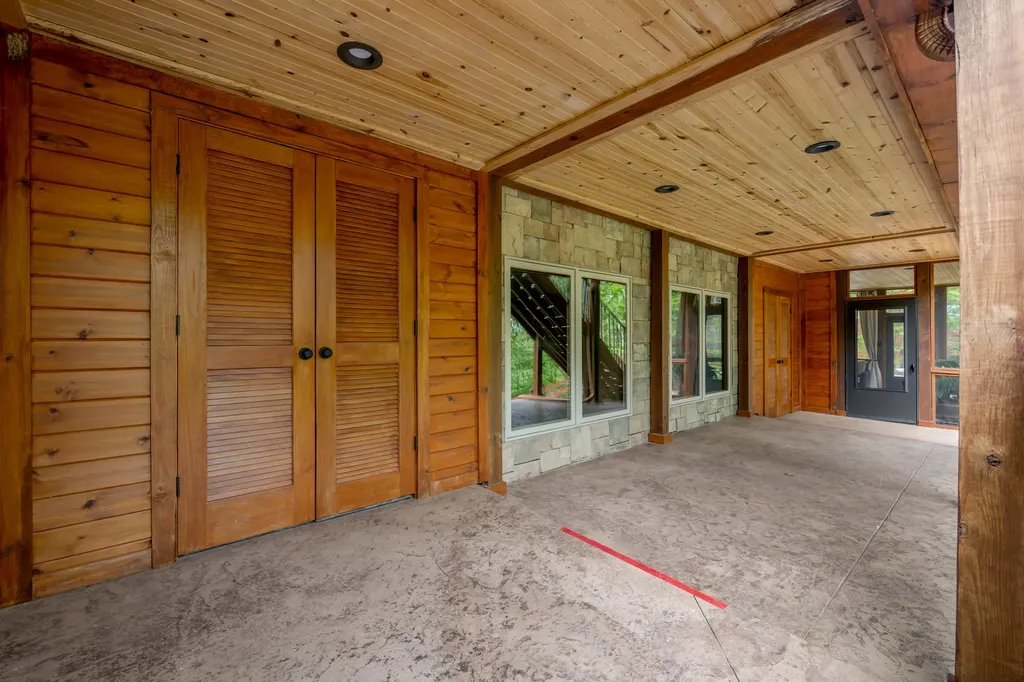 4156 Kentucky River Parkway Lexington KY 40515