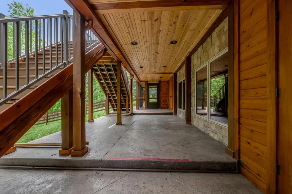 4156 Kentucky River Parkway Lexington KY 40515