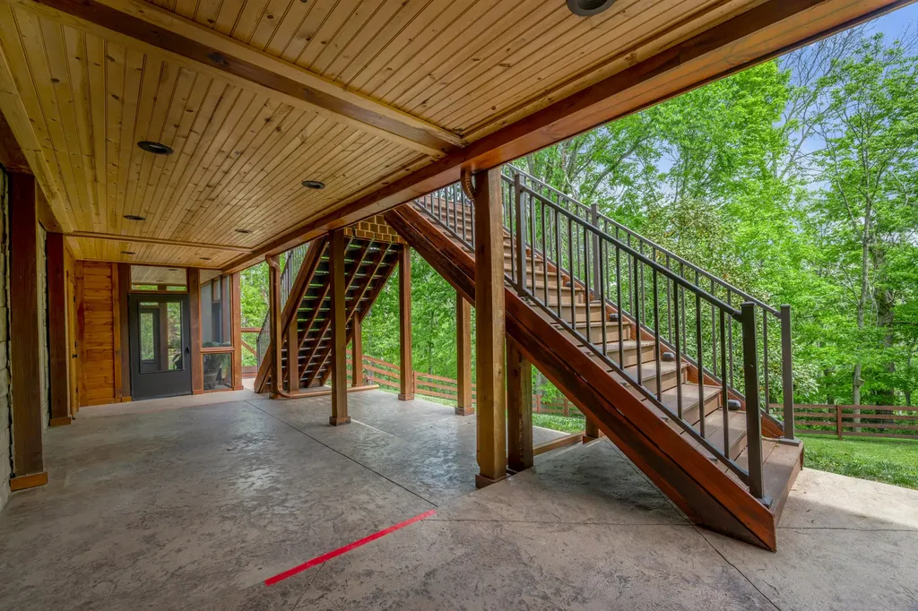 4156 Kentucky River Parkway Lexington KY 40515