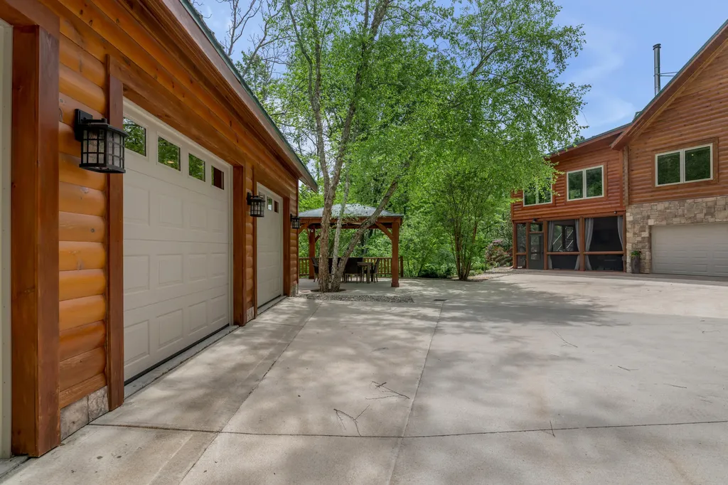4156 Kentucky River Parkway Lexington KY 40515