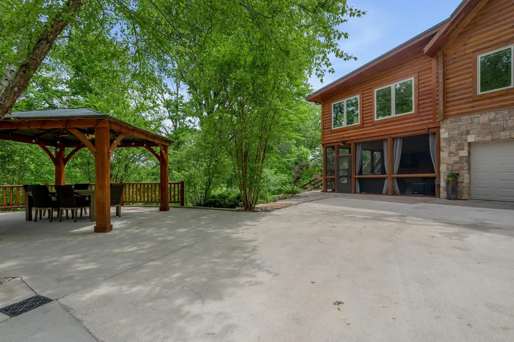 4156 Kentucky River Parkway Lexington KY 40515
