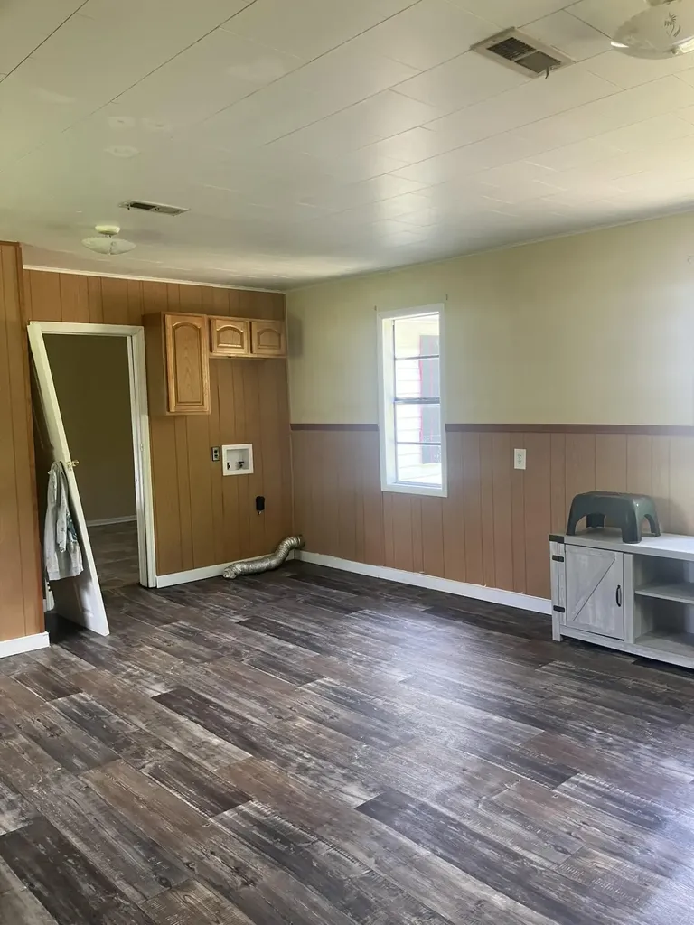 72 Tyree Lane Evarts KY 40828