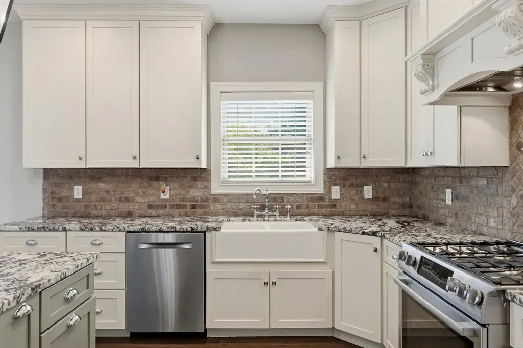 619 Four Winds Drive Richmond KY 40475