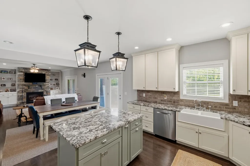619 Four Winds Drive Richmond KY 40475