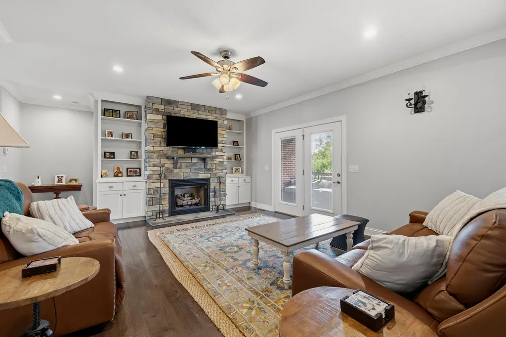619 Four Winds Drive Richmond KY 40475