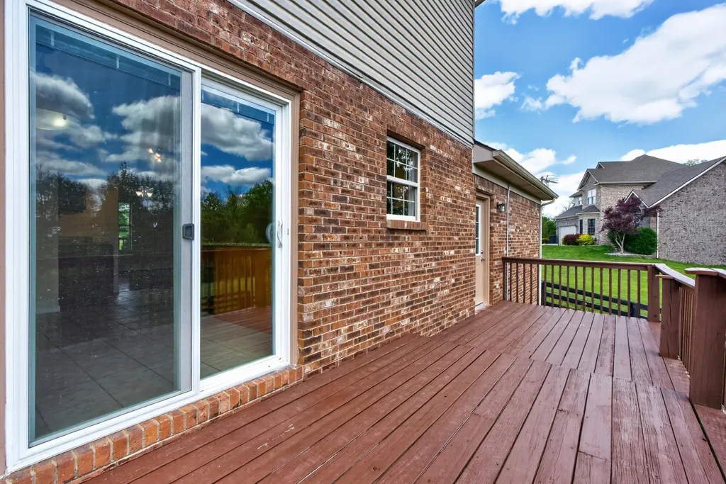 132 Braemar Drive Richmond KY 40475