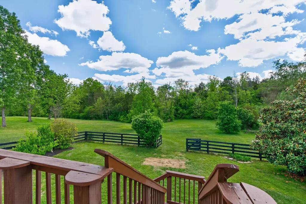 132 Braemar Drive Richmond KY 40475
