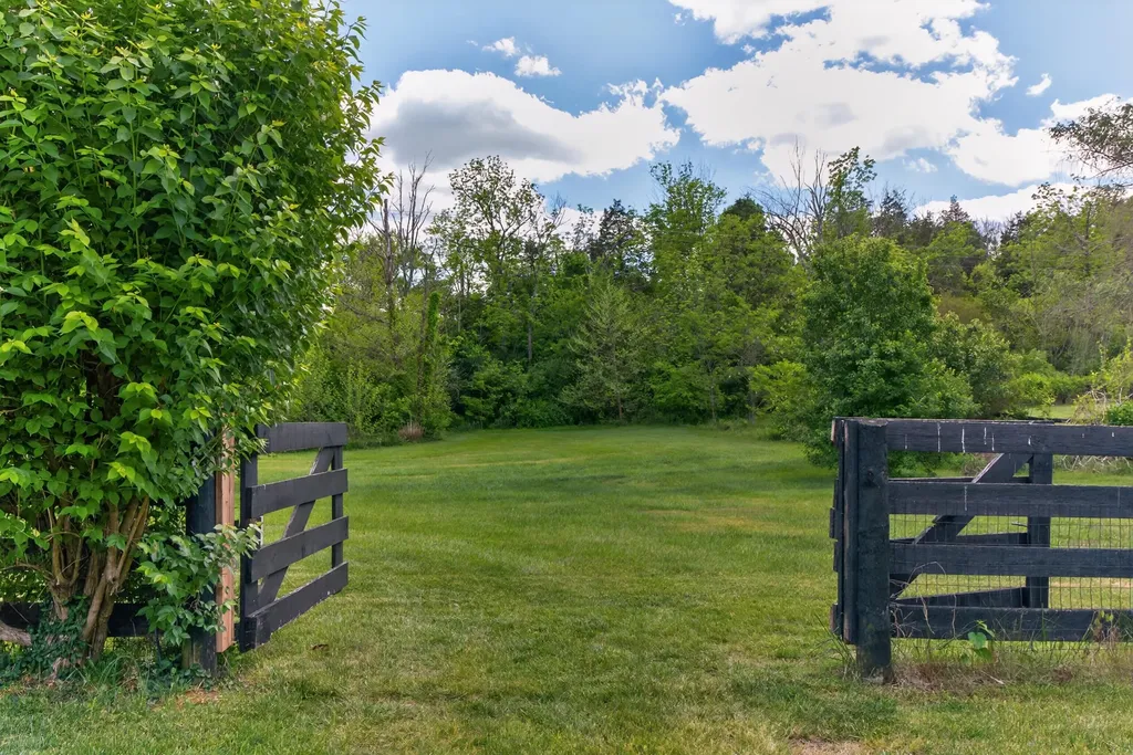 132 Braemar Drive Richmond KY 40475