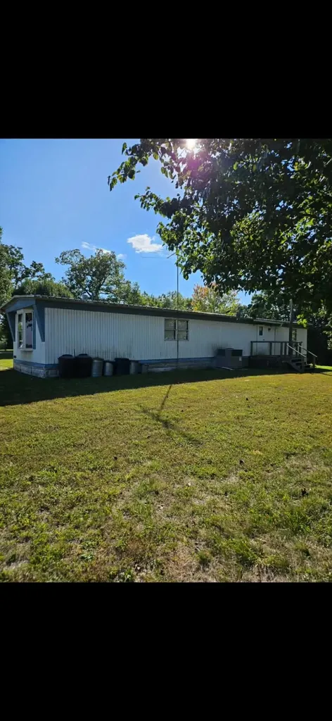 221 Phillips Lane Junction City KY 40440