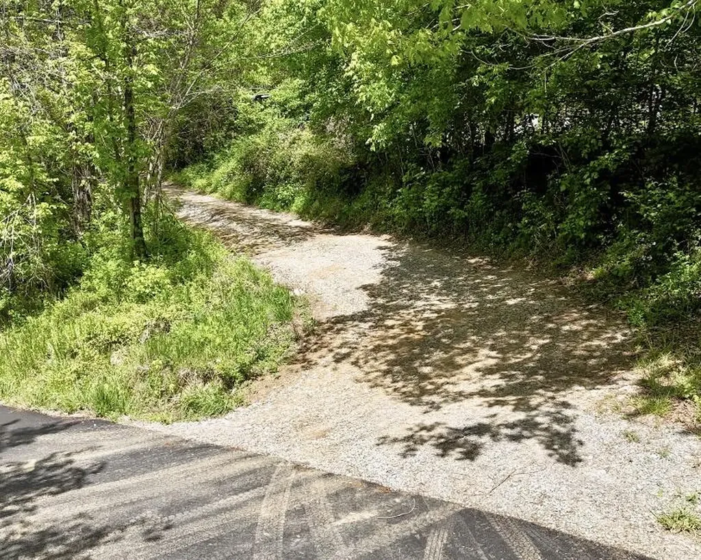 99 Cold Fork Road Manchester KY 40962