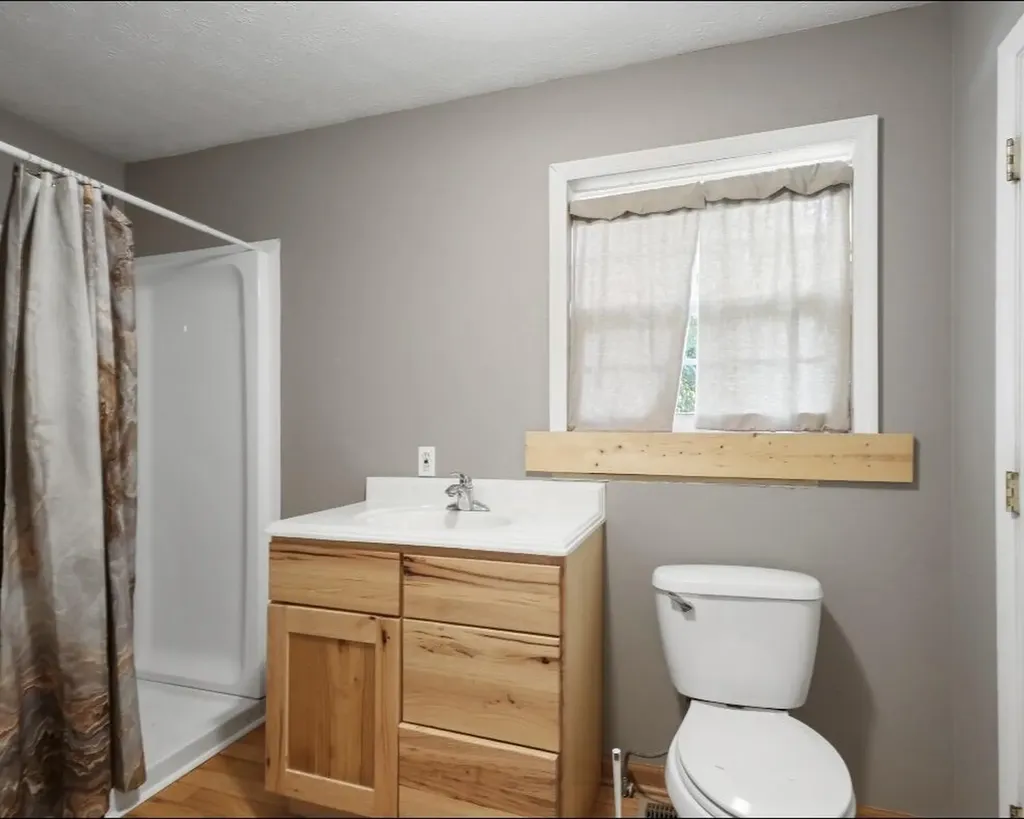 1831 Fish Trap Road Manchester KY 40962