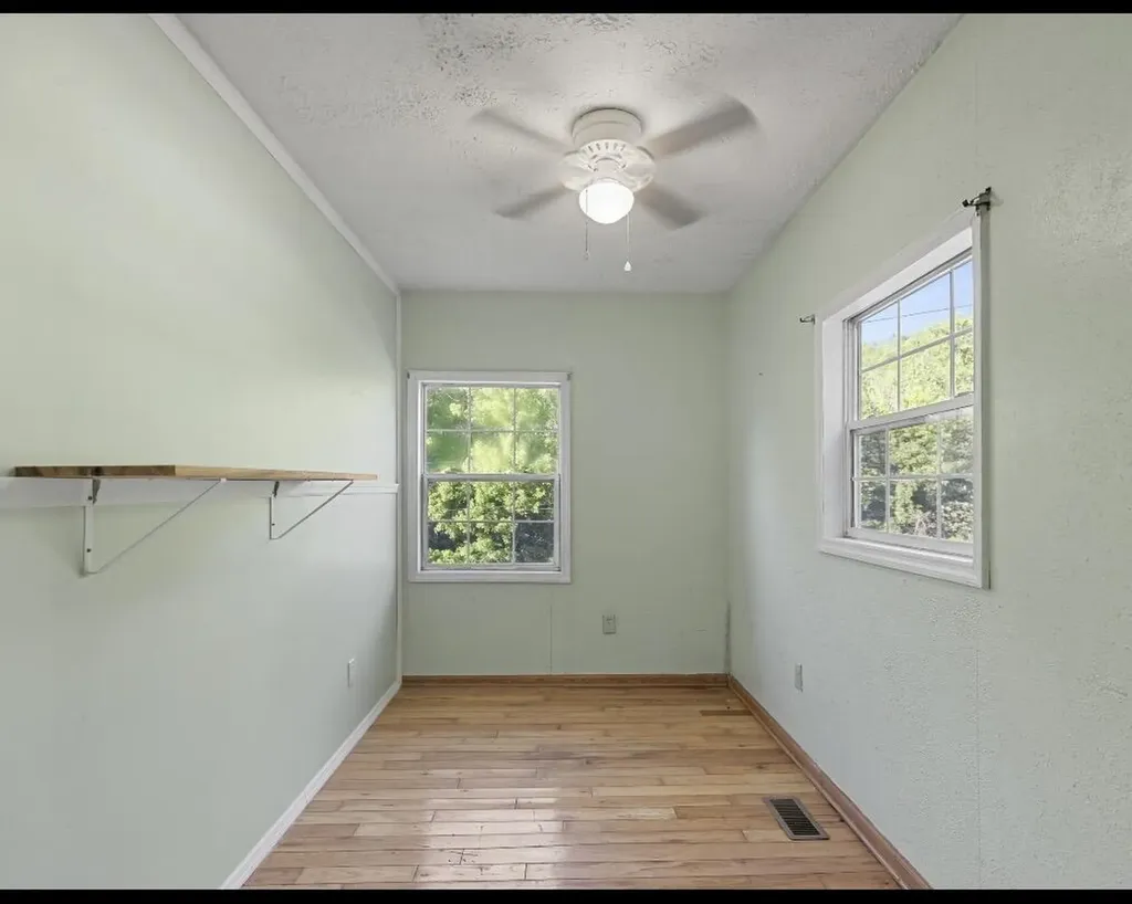 1831 Fish Trap Road Manchester KY 40962