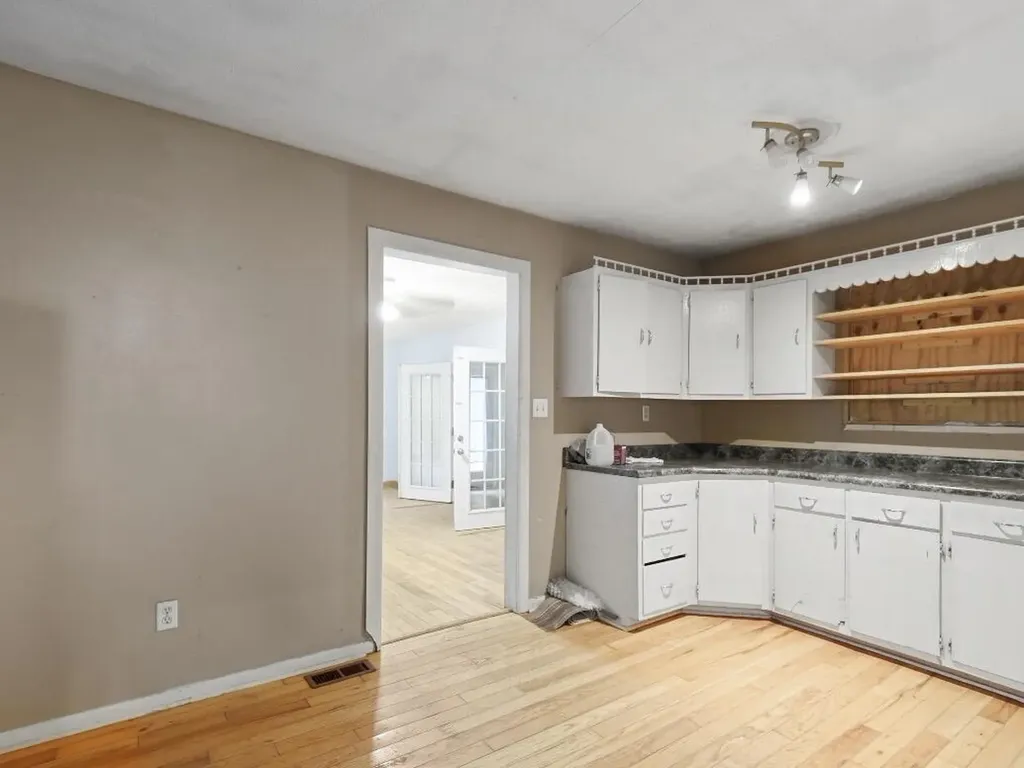 1831 Fish Trap Road Manchester KY 40962