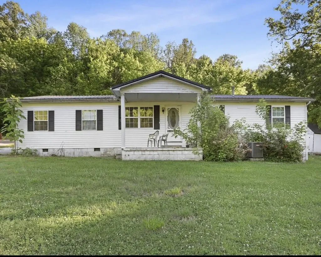 1831 Fish Trap Road Manchester KY 40962
