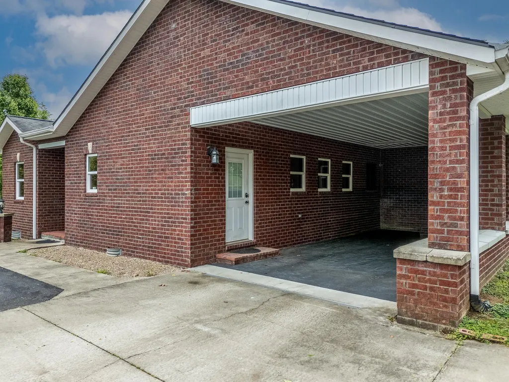 117 Pine Acres Lane West Liberty KY 41472