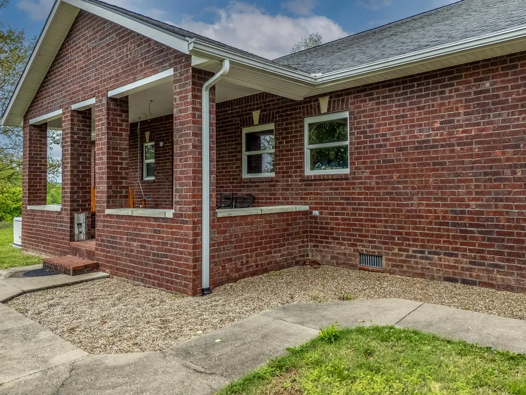 117 Pine Acres Lane West Liberty KY 41472
