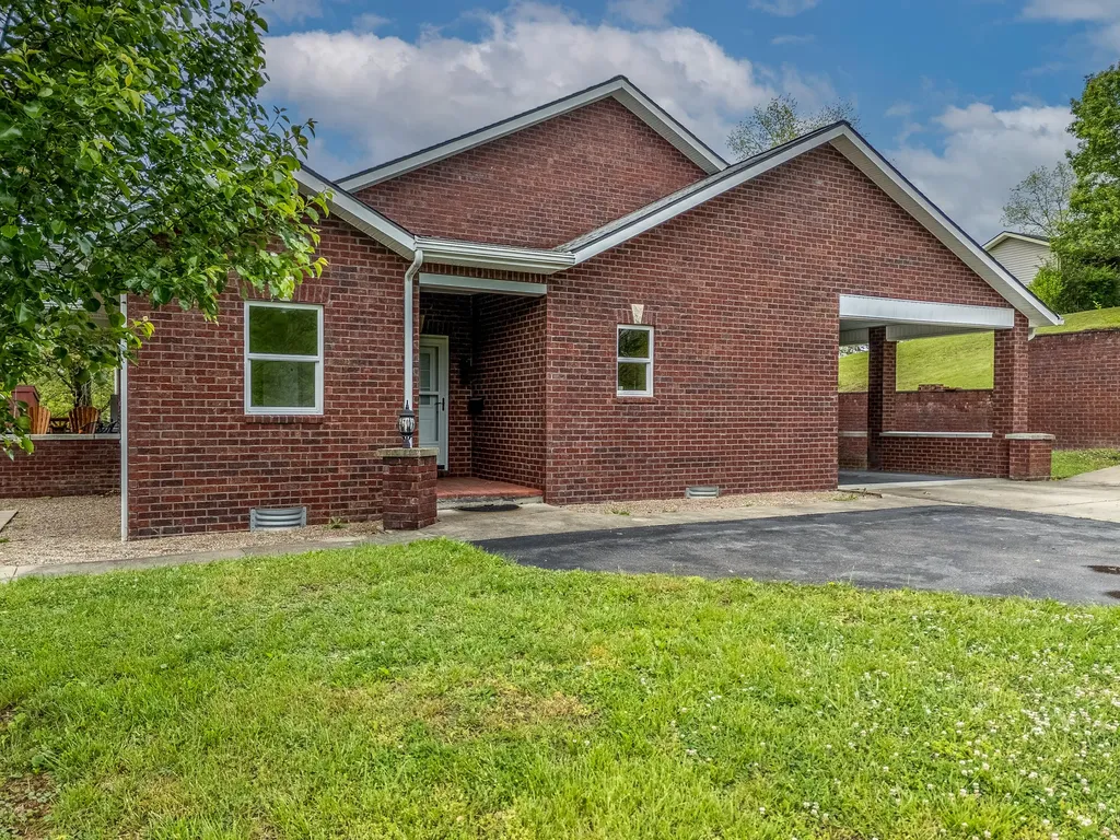 117 Pine Acres Lane West Liberty KY 41472