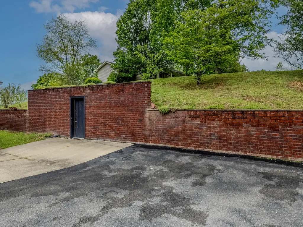 117 Pine Acres Lane West Liberty KY 41472