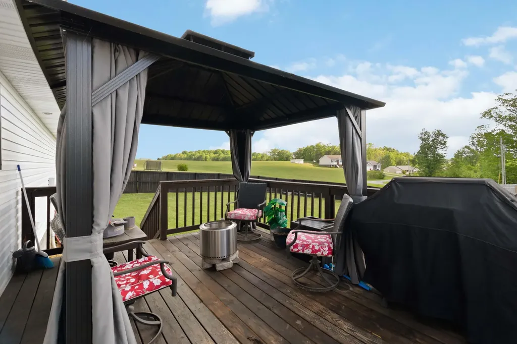 1983 Rough Creek Road London KY 40744