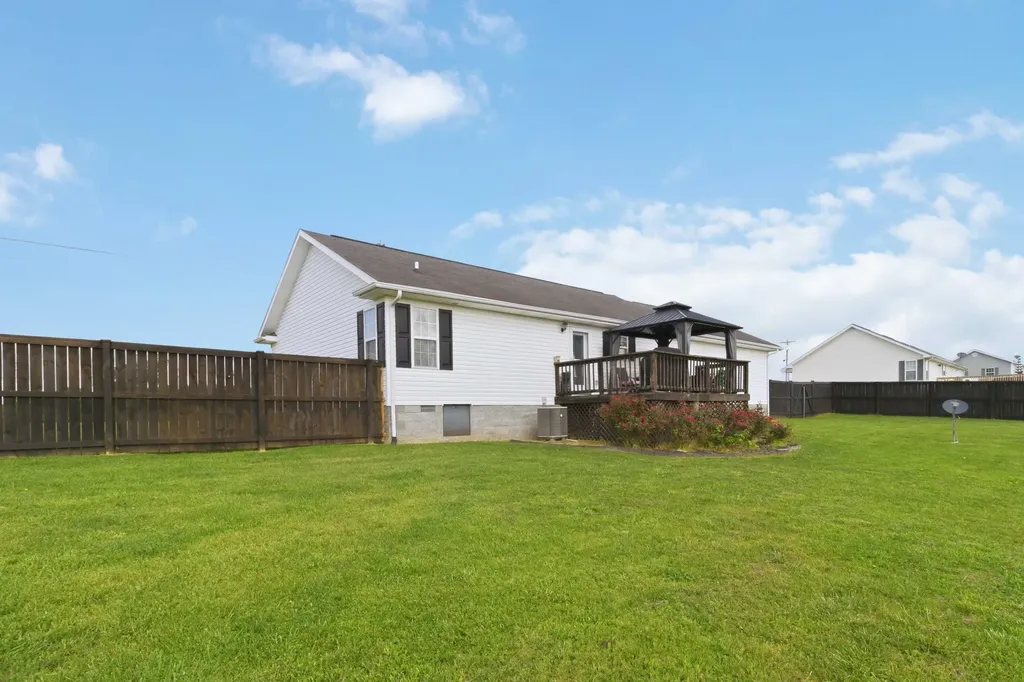 1983 Rough Creek Road London KY 40744