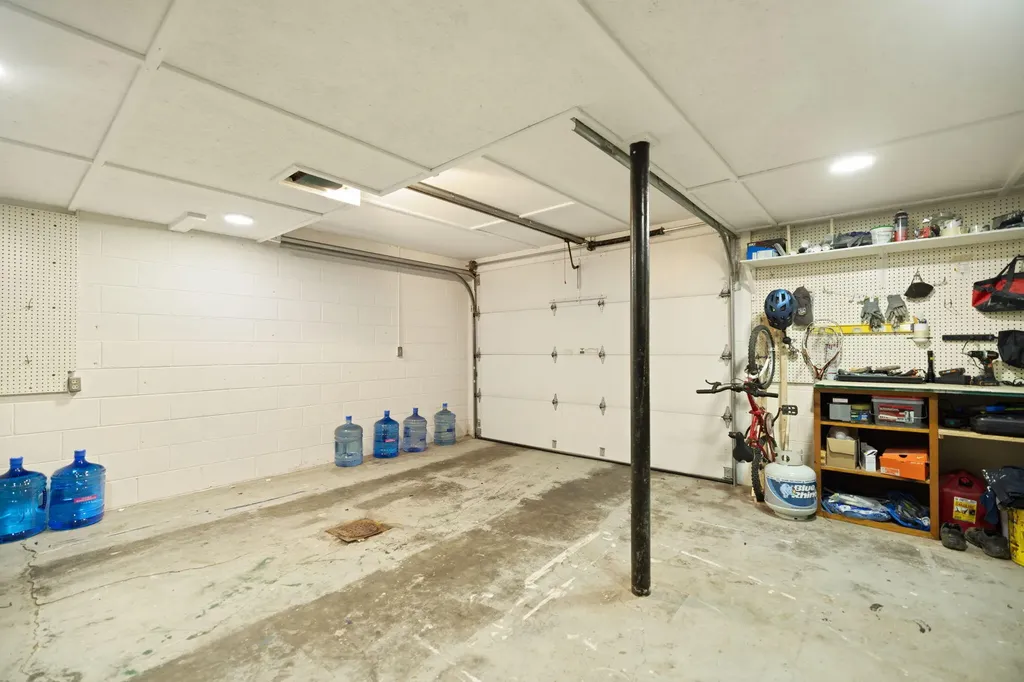 207 Debbie Lane Corbin KY 40701