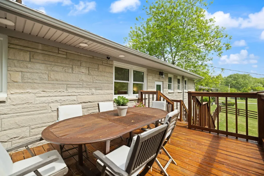 207 Debbie Lane Corbin KY 40701