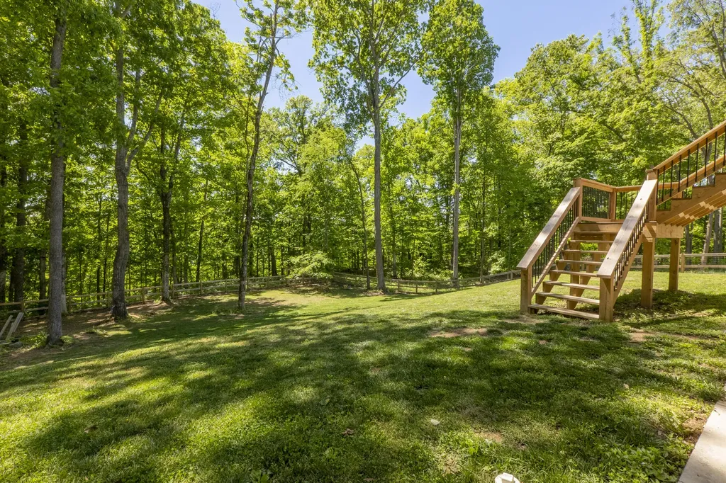 56 East Golden Island Nancy KY 42544