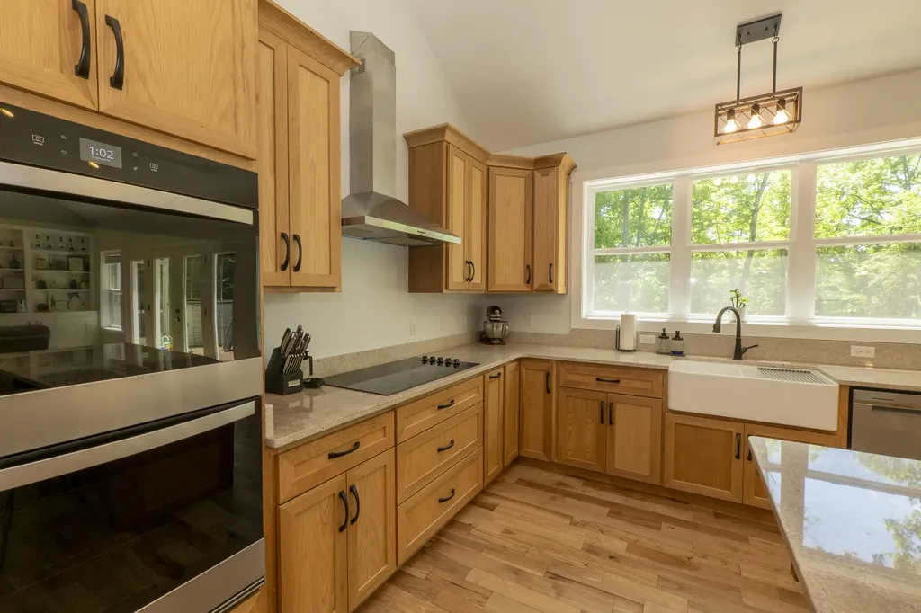 56 East Golden Island Nancy KY 42544