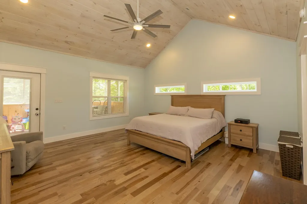56 East Golden Island Nancy KY 42544