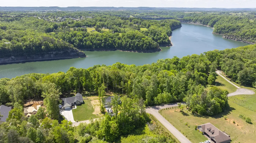 56 East Golden Island Nancy KY 42544