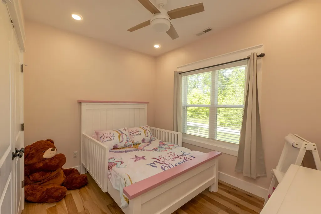 56 East Golden Island Nancy KY 42544
