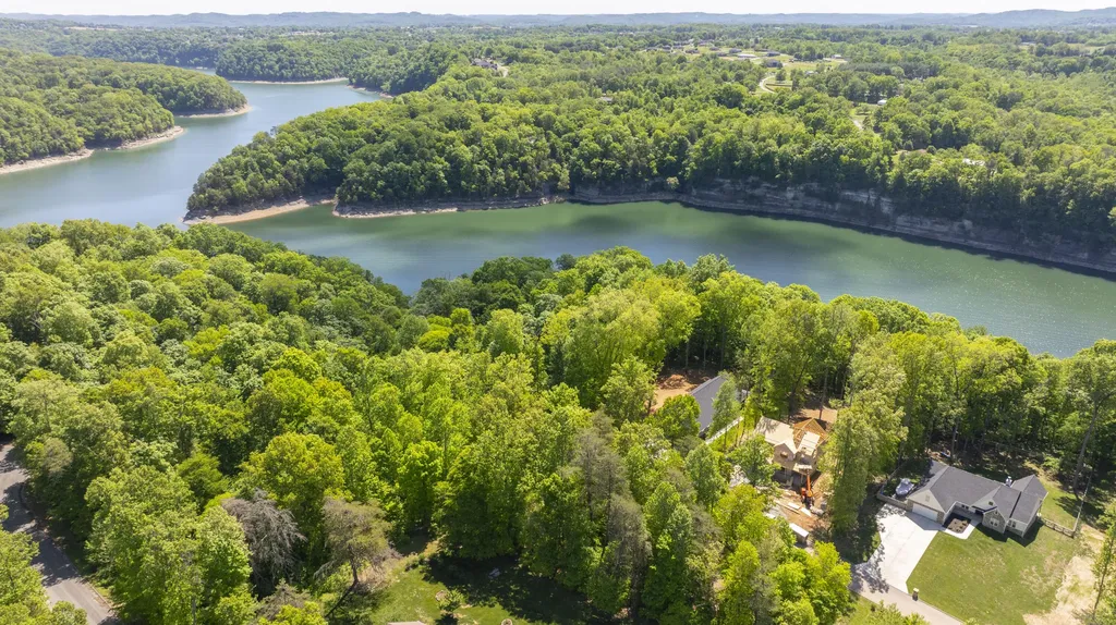 56 East Golden Island Nancy KY 42544