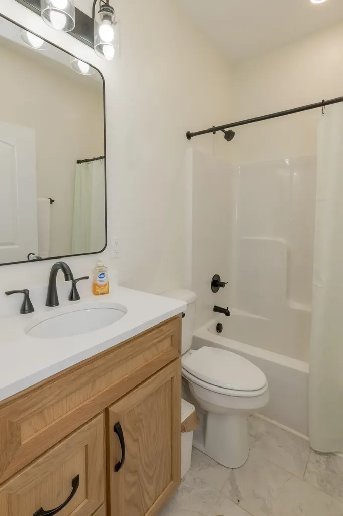 56 East Golden Island Nancy KY 42544