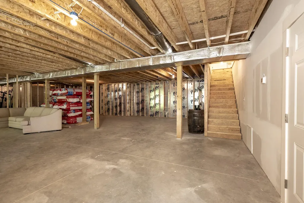 56 East Golden Island Nancy KY 42544