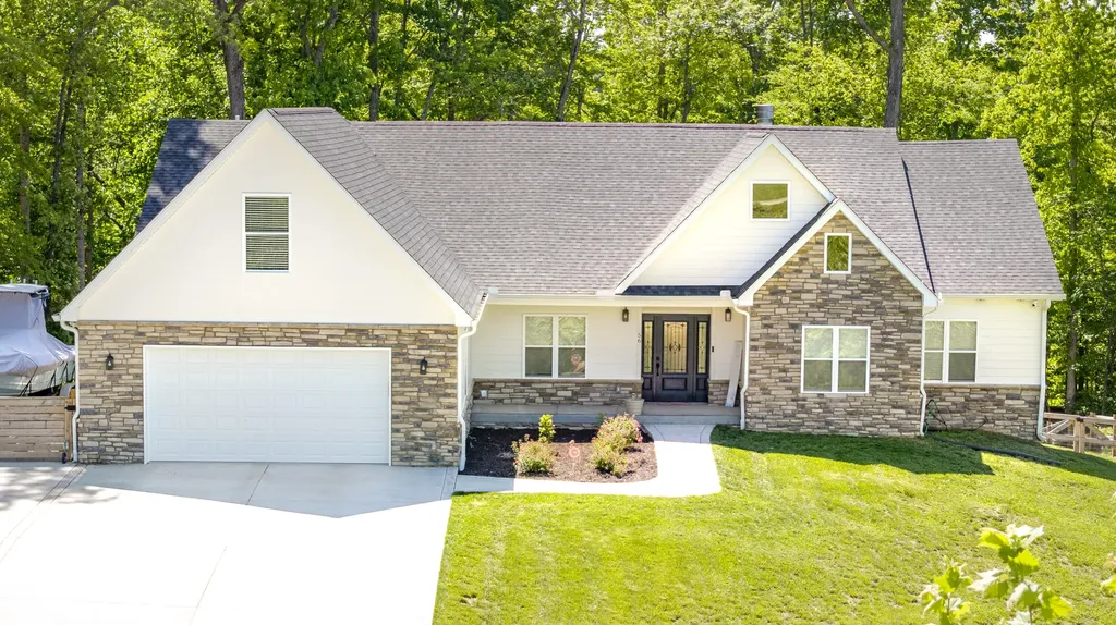 56 East Golden Island Nancy KY 42544
