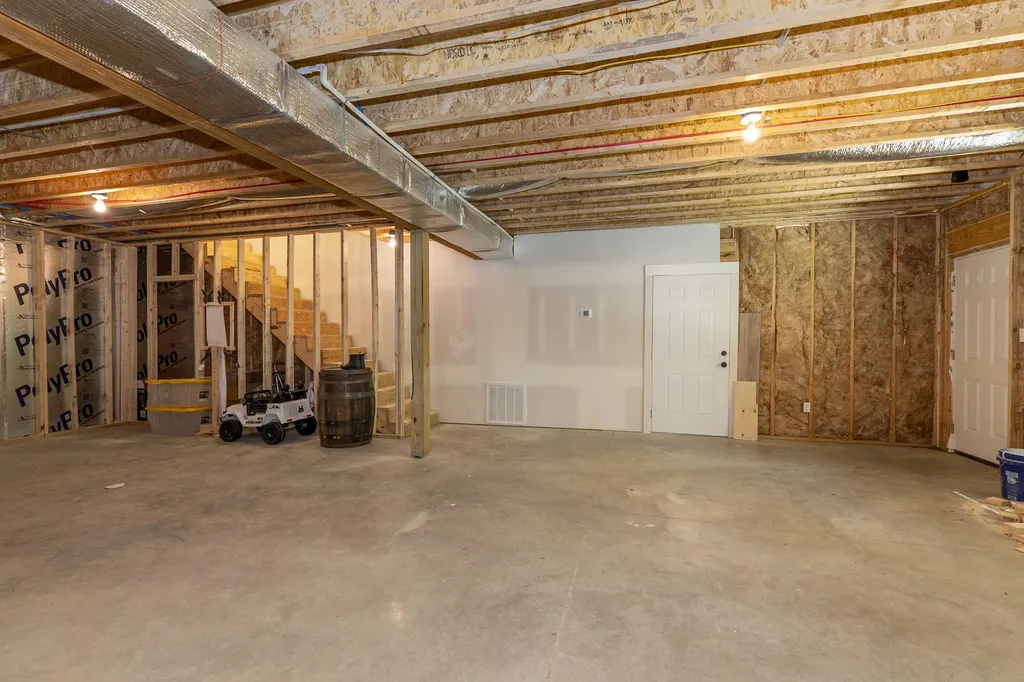 56 East Golden Island Nancy KY 42544