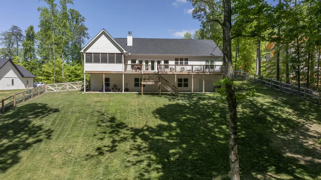 56 East Golden Island Nancy KY 42544