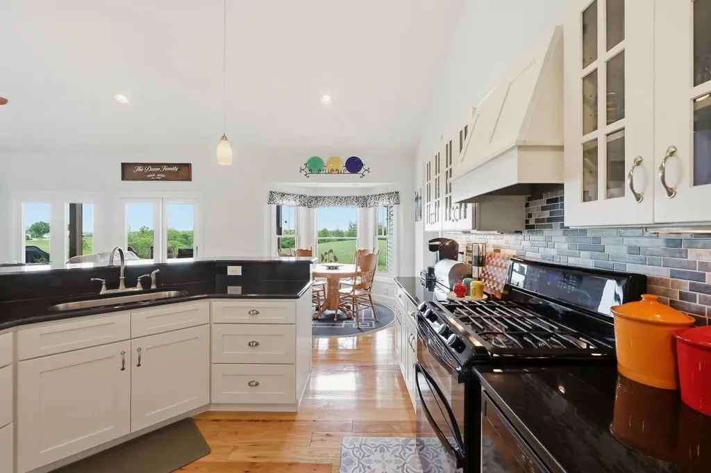 401 Simpson Ridge Road Williamstown KY 41097