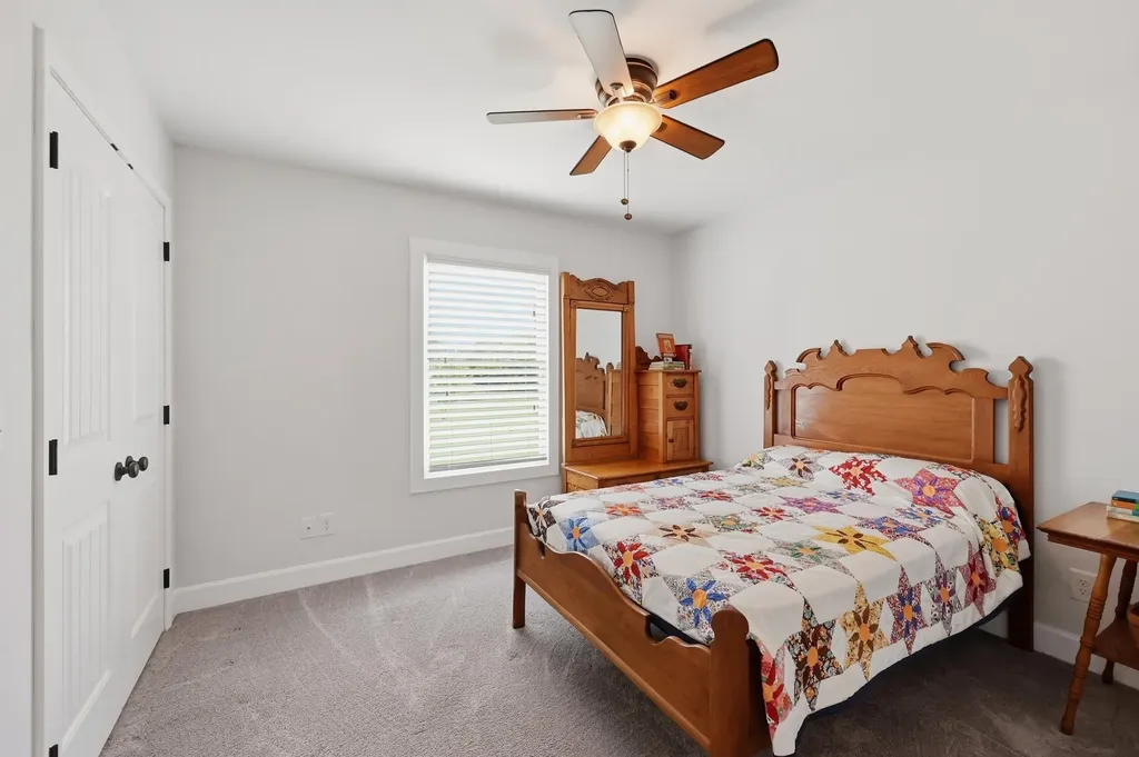 401 Simpson Ridge Road Williamstown KY 41097