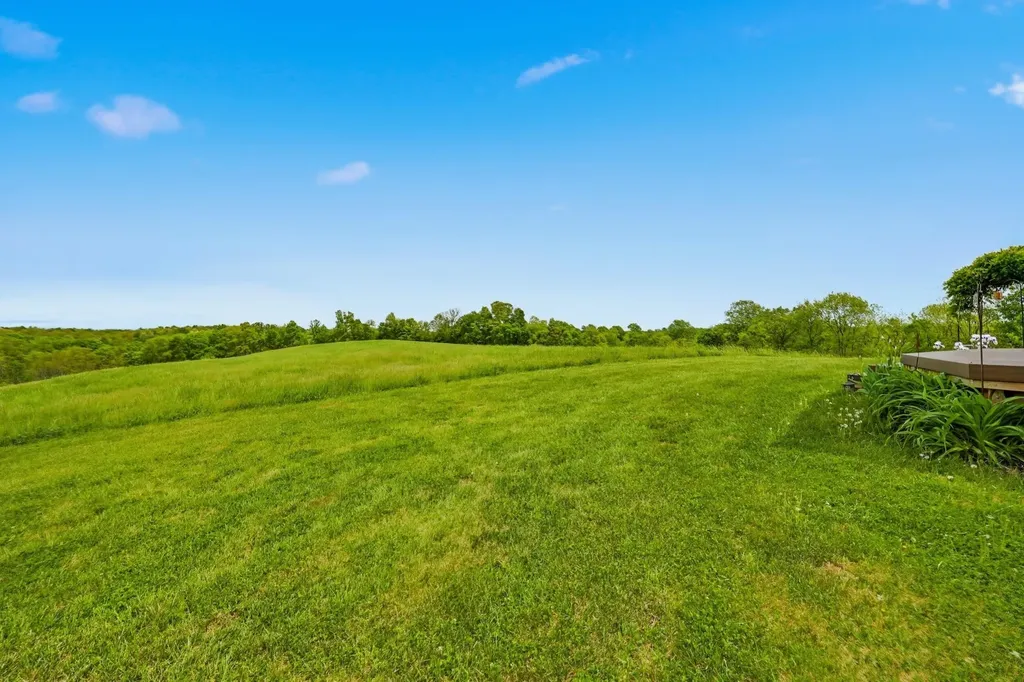 401 Simpson Ridge Road Williamstown KY 41097