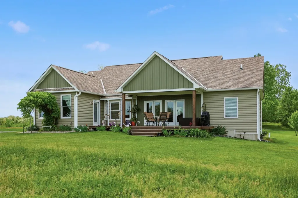 401 Simpson Ridge Road Williamstown KY 41097