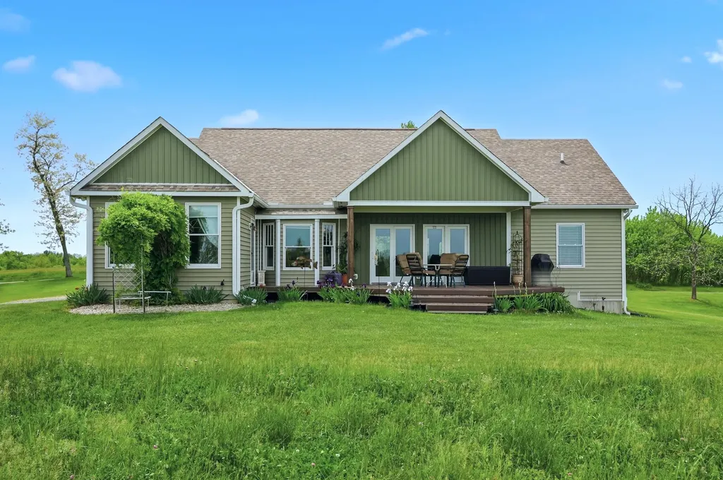 401 Simpson Ridge Road Williamstown KY 41097