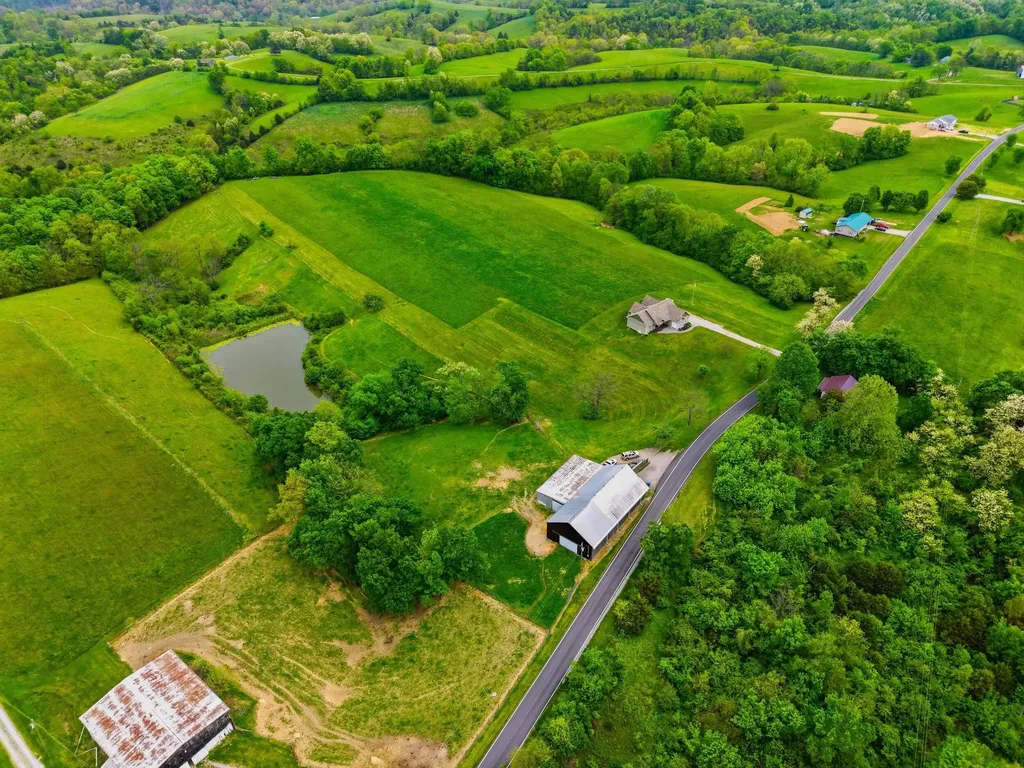 401 Simpson Ridge Road Williamstown KY 41097